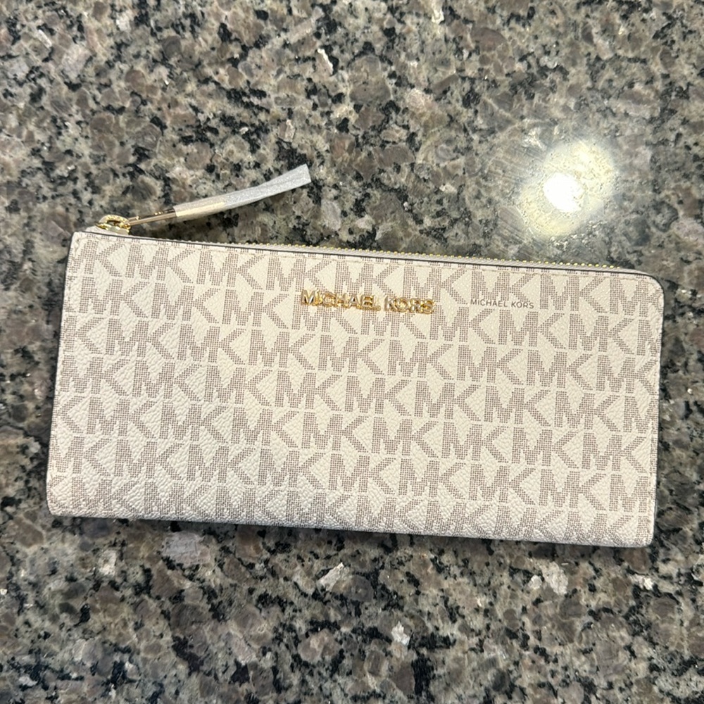 MK wallet